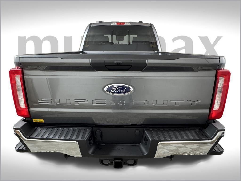 new 2025 Ford F-250 car, priced at $60,900