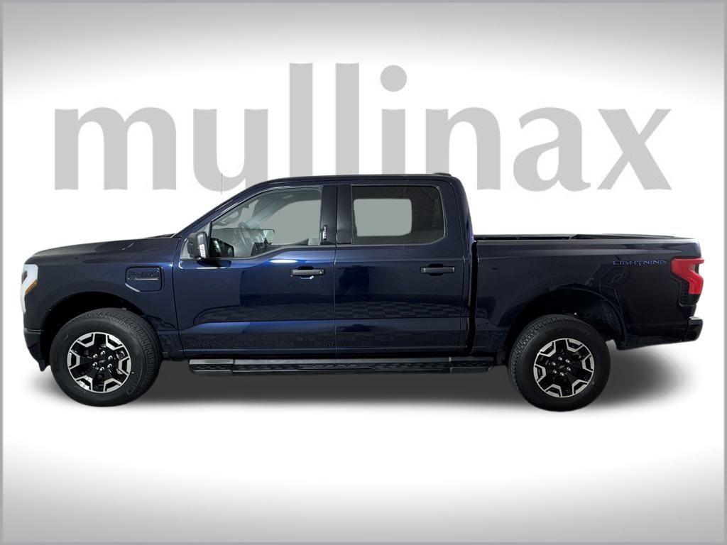 used 2023 Ford F-150 Lightning car, priced at $37,900