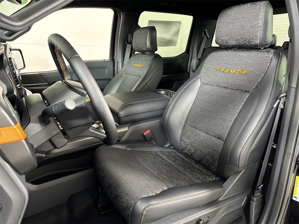 new 2025 Ford F-150 car, priced at $60,336