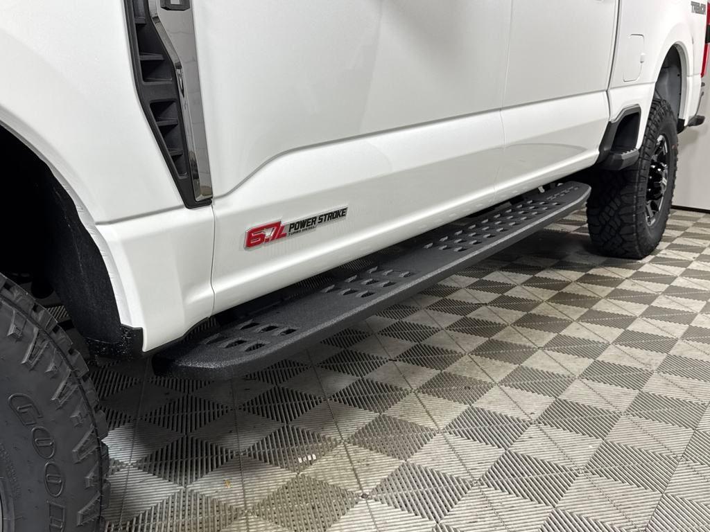 new 2025 Ford F-250 car, priced at $80,914