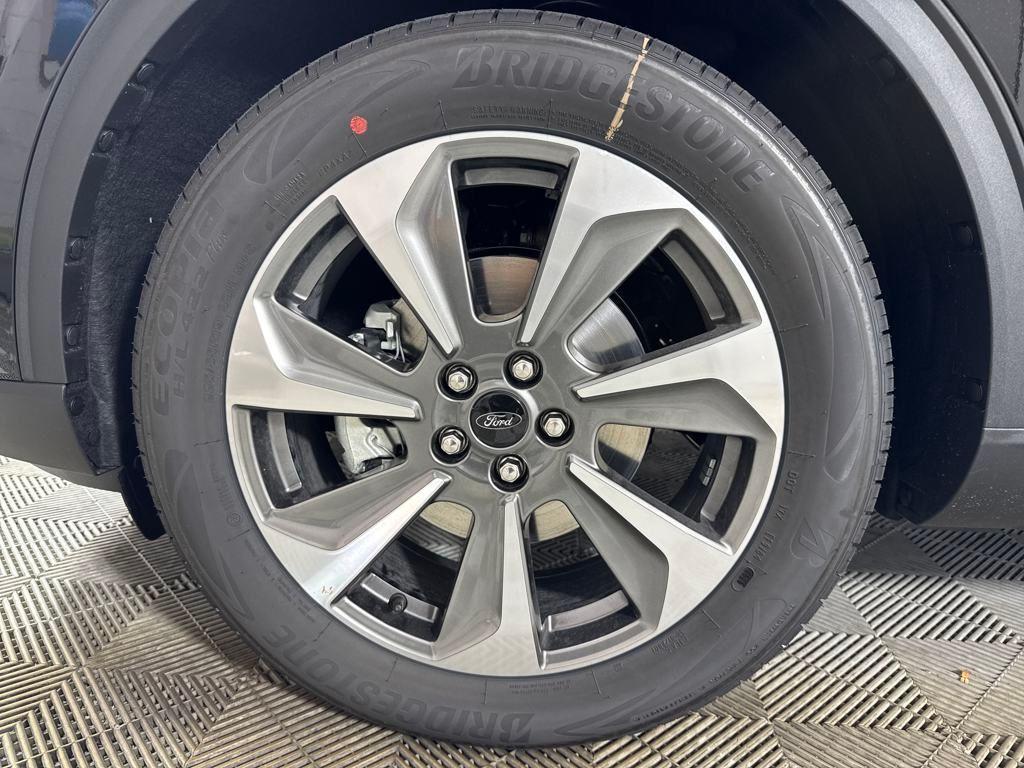 new 2025 Ford Escape car, priced at $35,461