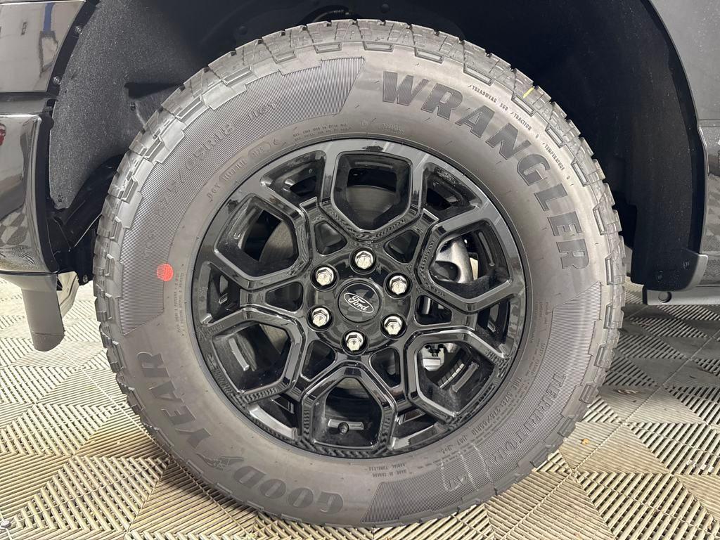 new 2025 Ford F-150 car, priced at $58,552
