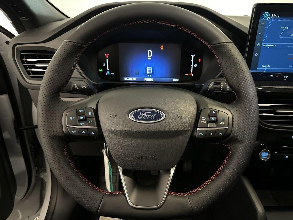 new 2025 Ford Escape car, priced at $30,378