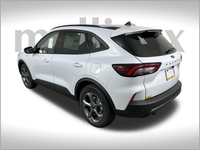 new 2025 Ford Escape car, priced at $30,378
