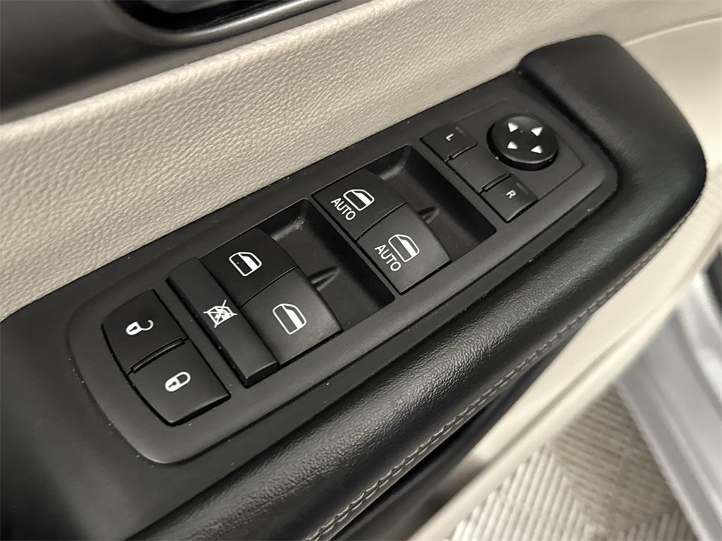 used 2021 Chrysler Pacifica Hybrid car, priced at $21,000
