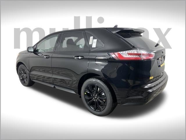 new 2024 Ford Edge car, priced at $33,632