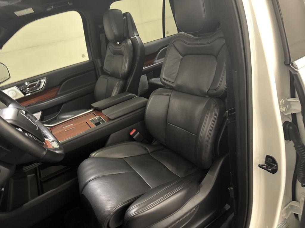 used 2024 Lincoln Navigator car, priced at $82,900