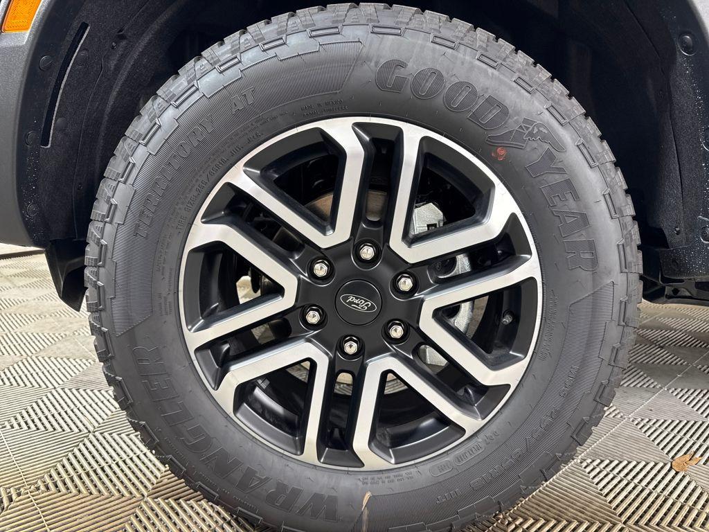 new 2025 Ford Ranger car, priced at $43,009