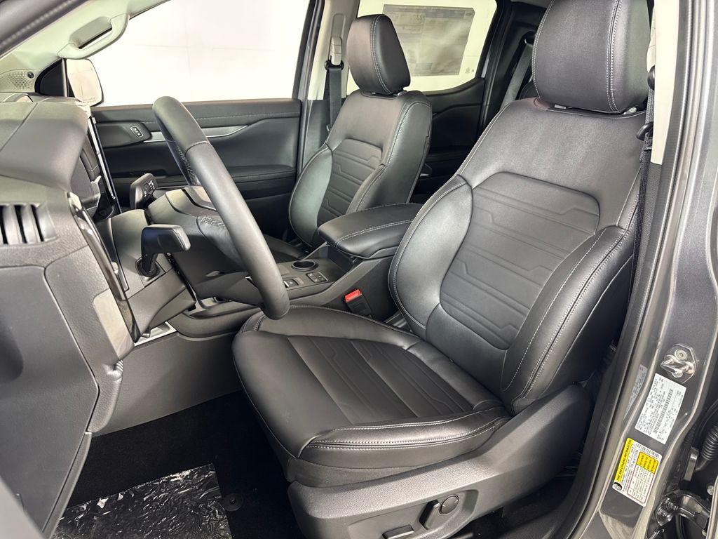 new 2025 Ford Ranger car, priced at $43,009