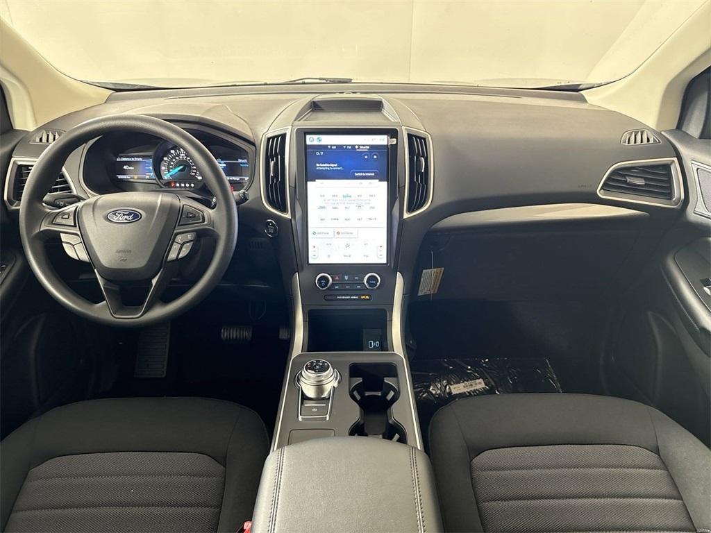 new 2024 Ford Edge car, priced at $35,420