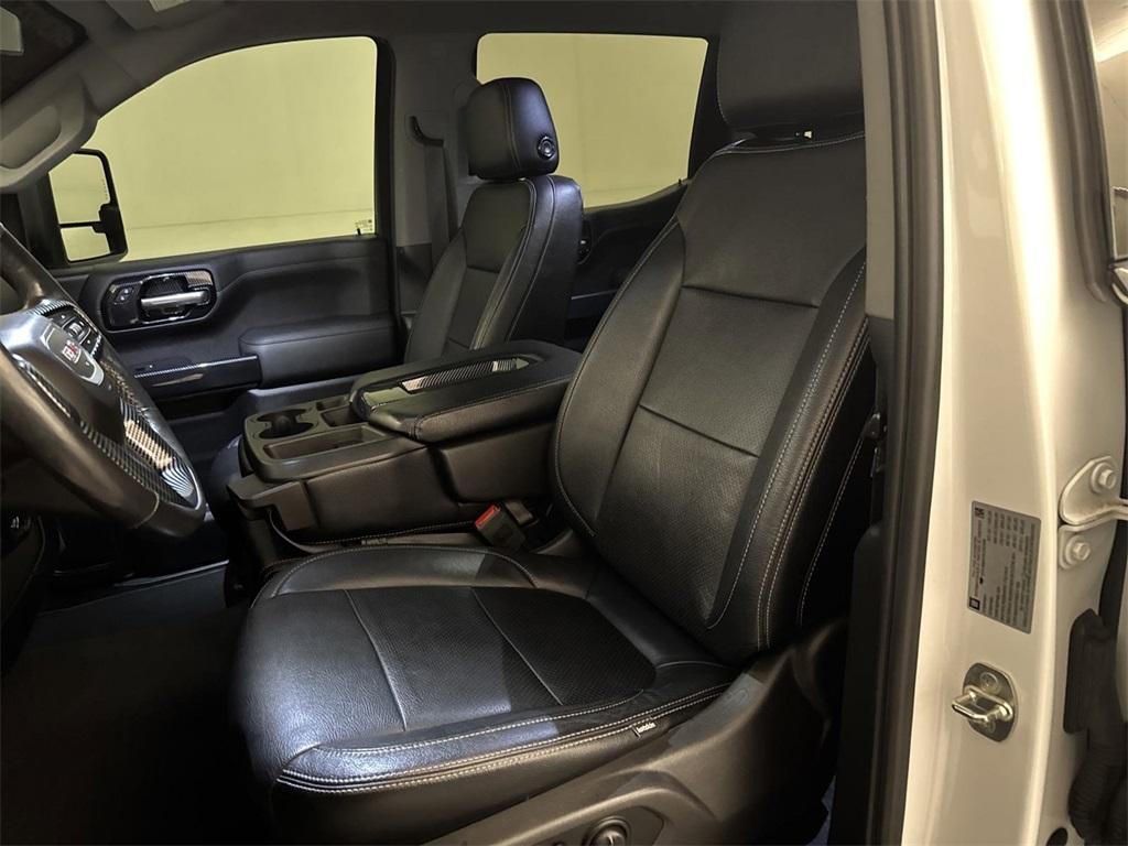 used 2019 GMC Sierra 1500 car, priced at $31,900