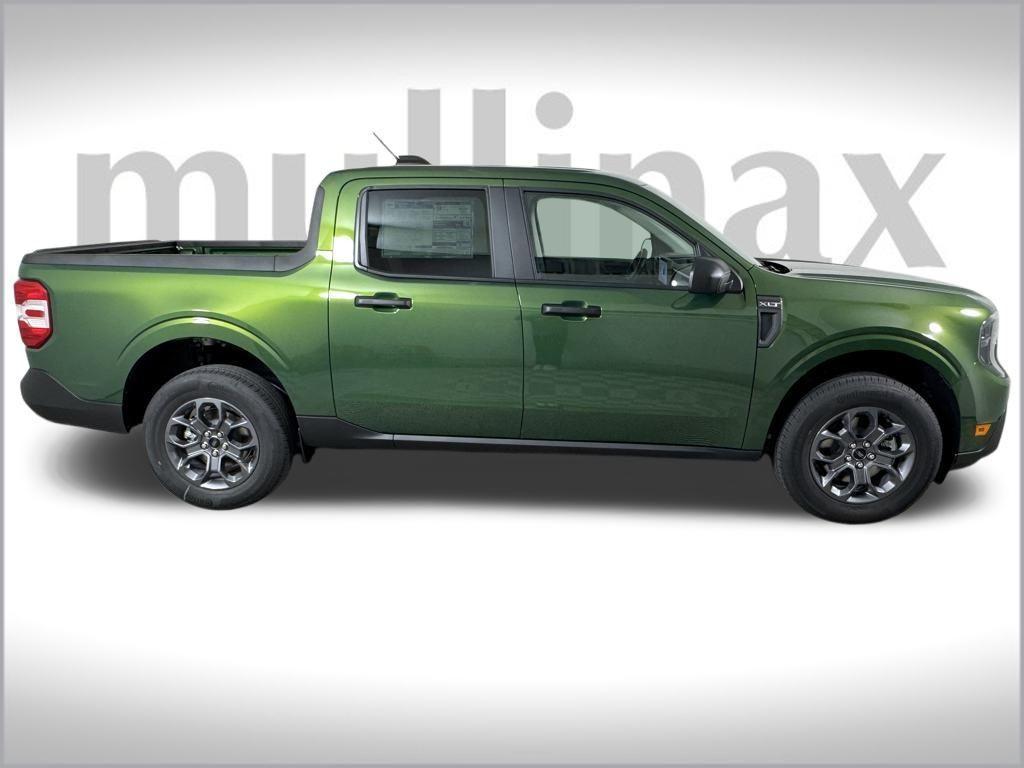 new 2025 Ford Maverick car, priced at $29,679