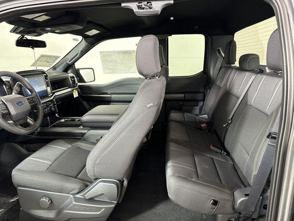 new 2025 Ford F-150 car, priced at $39,702