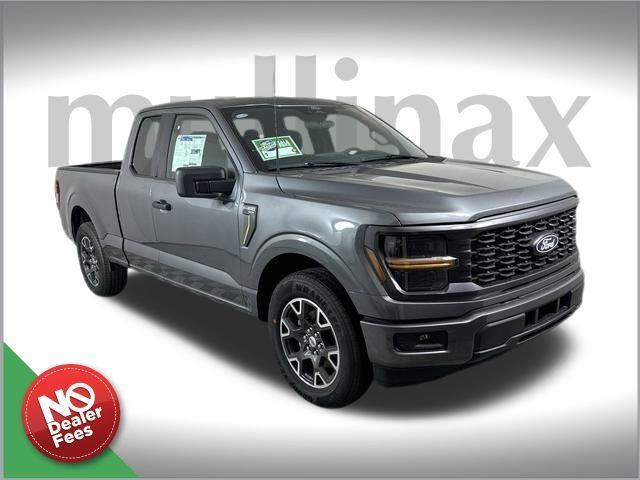 new 2025 Ford F-150 car, priced at $39,702