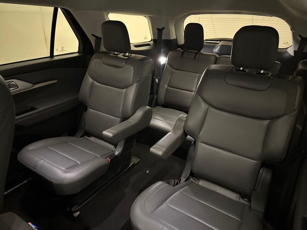 new 2025 Ford Explorer car, priced at $40,833