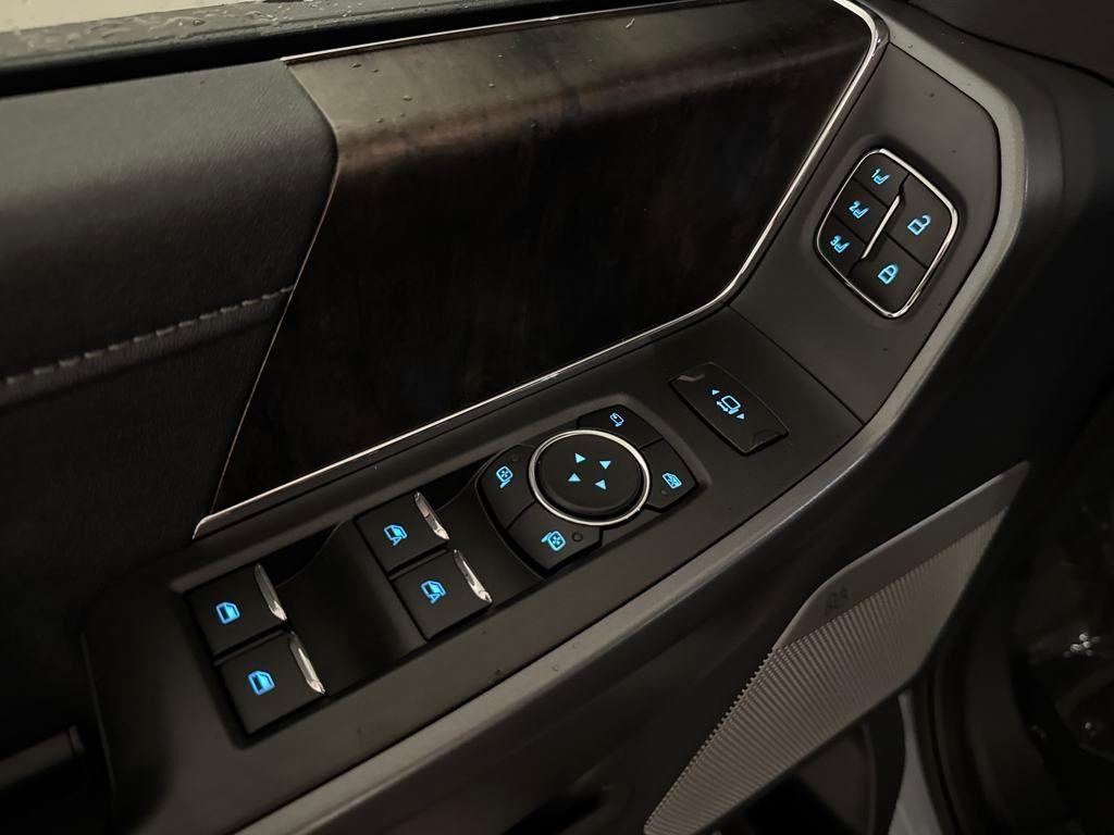new 2025 Ford F-250 car, priced at $70,571
