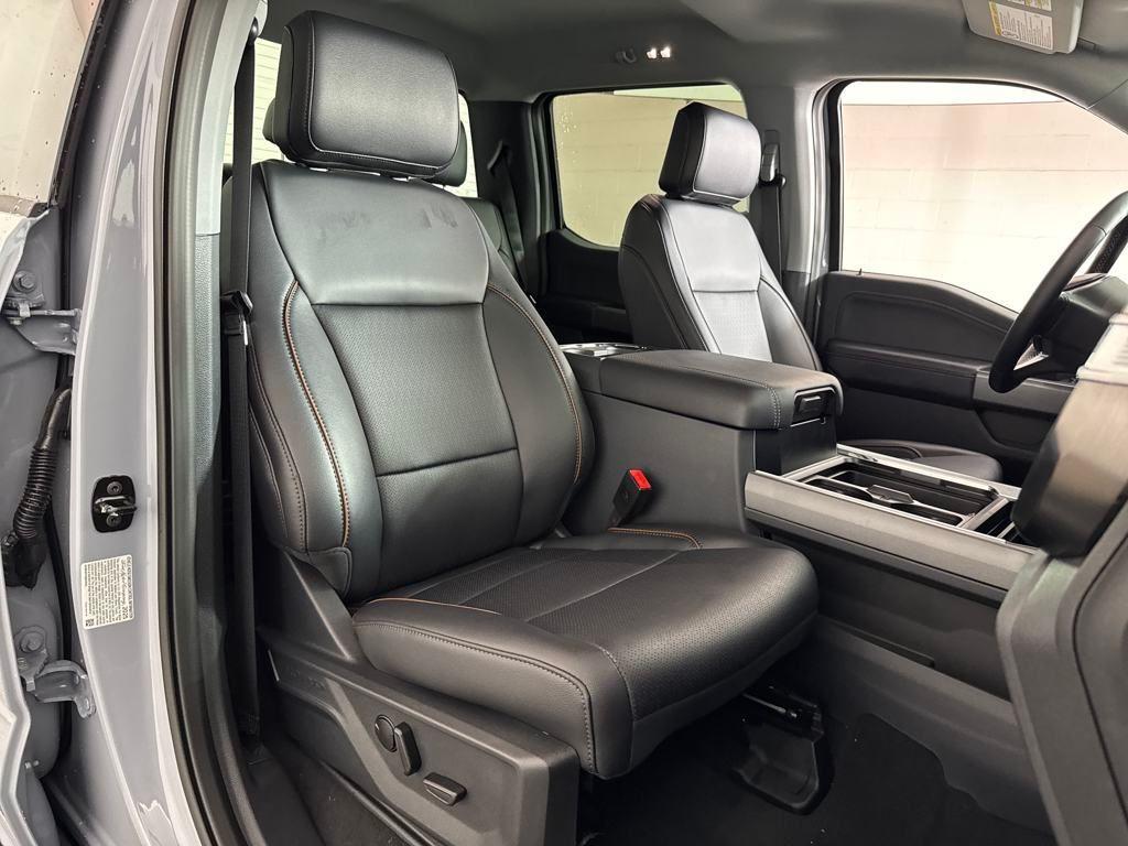 new 2025 Ford F-250 car, priced at $70,571
