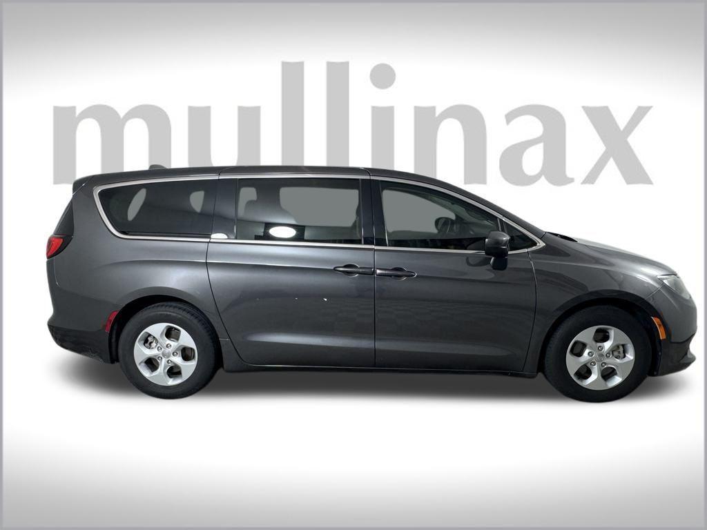 used 2017 Chrysler Pacifica car, priced at $9,900