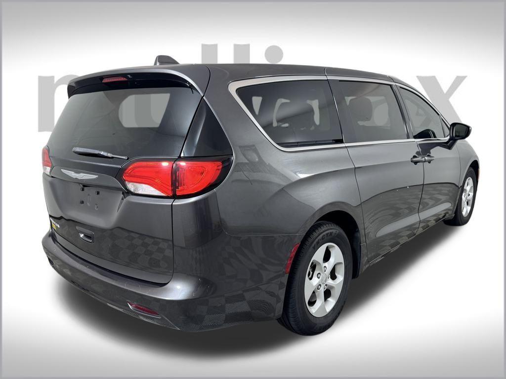 used 2017 Chrysler Pacifica car, priced at $9,900