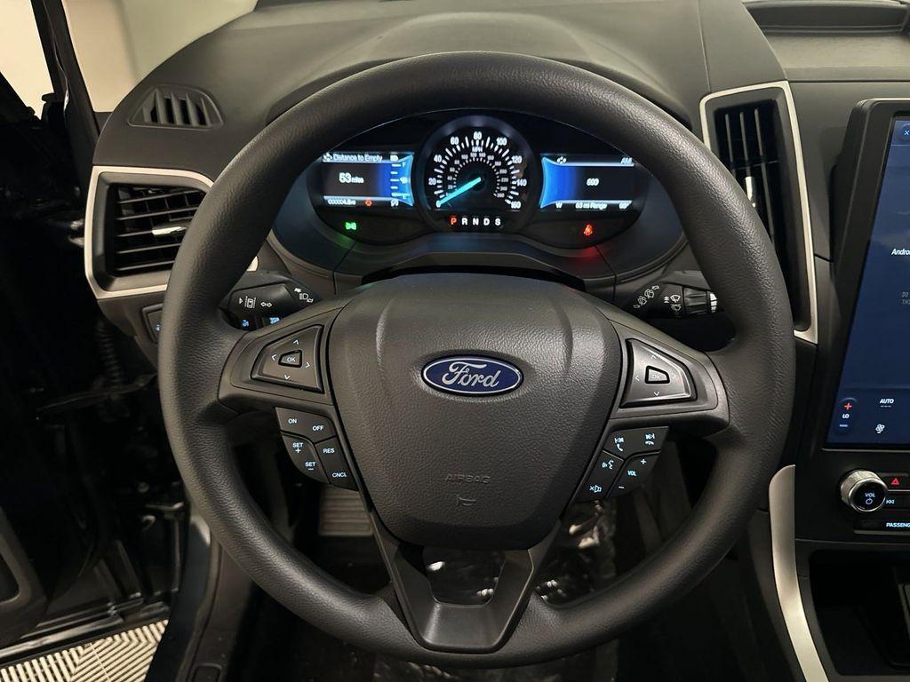 new 2024 Ford Edge car, priced at $37,711