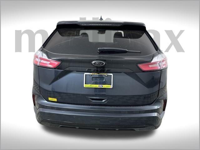new 2024 Ford Edge car, priced at $37,711