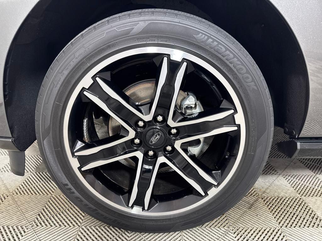 used 2021 Ford Expedition car, priced at $44,900