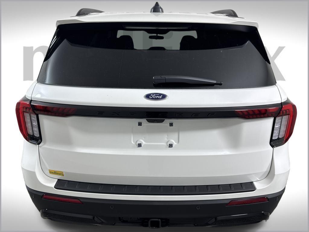 new 2025 Ford Explorer car, priced at $44,888