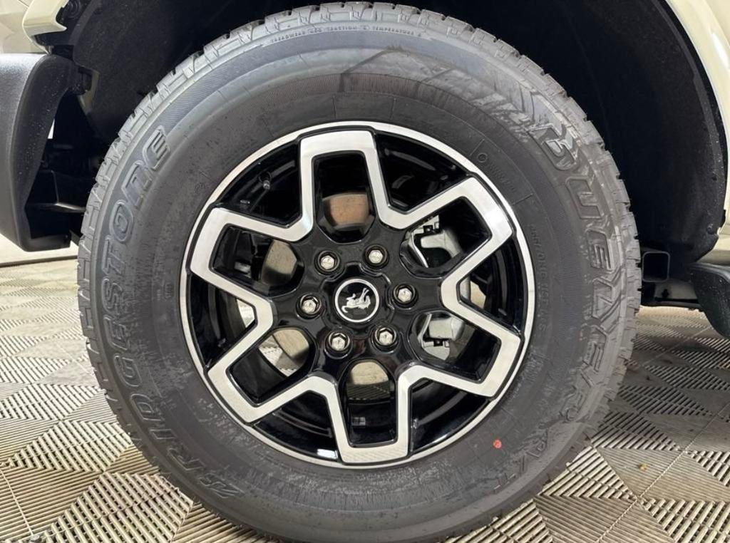 new 2025 Ford Bronco car, priced at $55,543