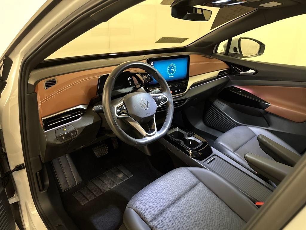 used 2022 Volkswagen ID.4 car, priced at $21,000