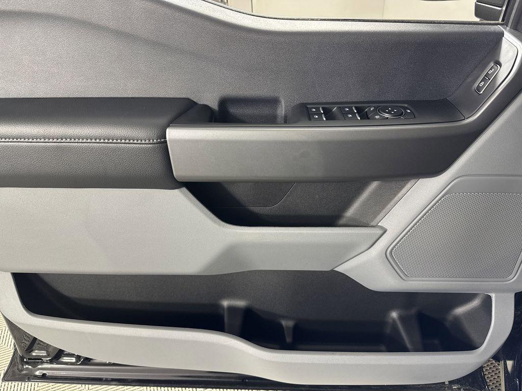 new 2025 Ford F-250 car, priced at $64,747