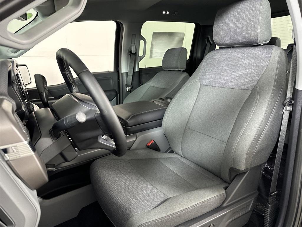 new 2025 Ford F-150 car, priced at $55,359