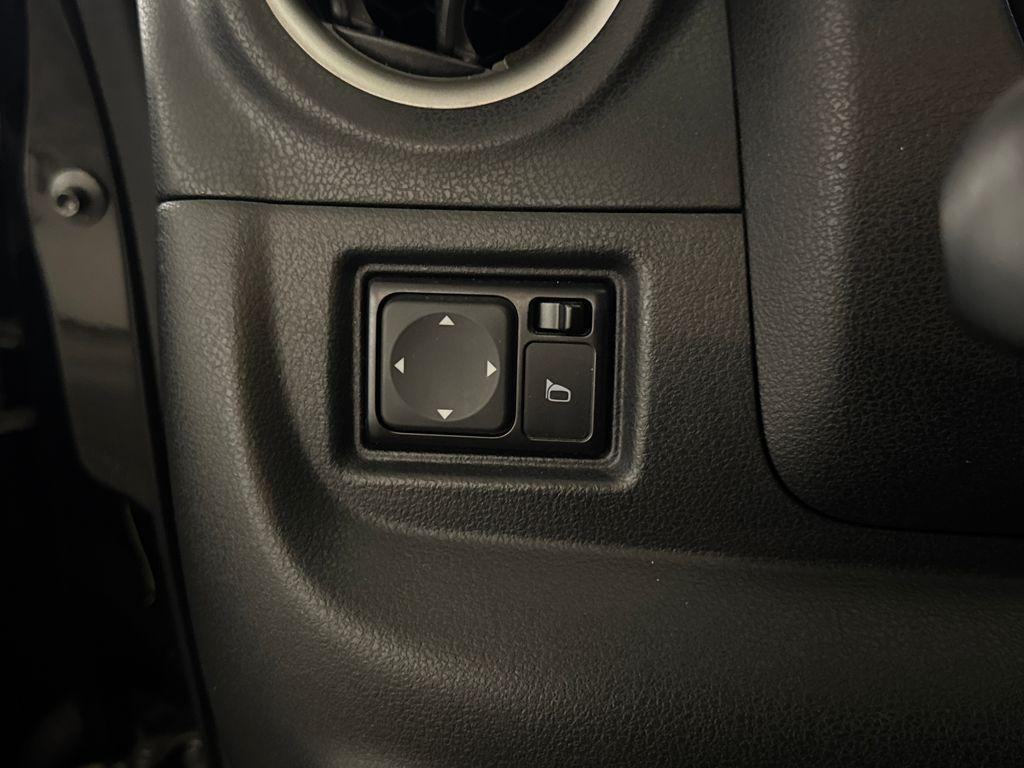 used 2014 Nissan Versa Note car, priced at $7,900