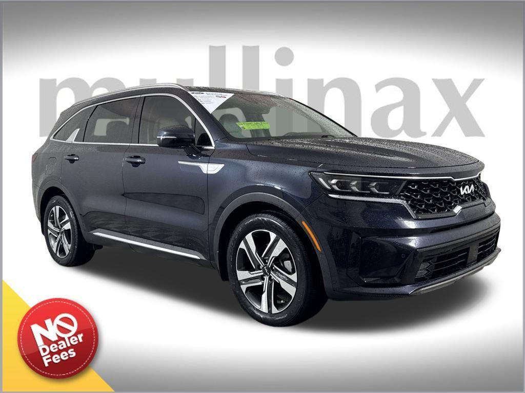 used 2022 Kia Sorento Plug-In Hybrid car, priced at $31,500