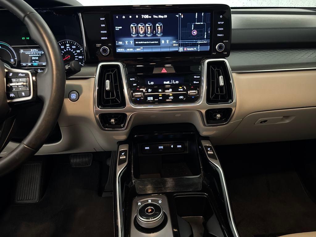 used 2022 Kia Sorento Plug-In Hybrid car, priced at $31,500