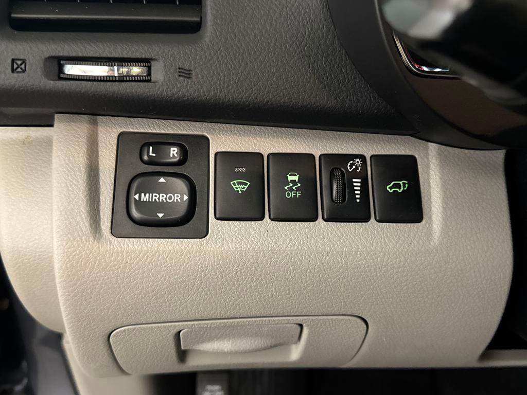 used 2012 Toyota Highlander car, priced at $11,900