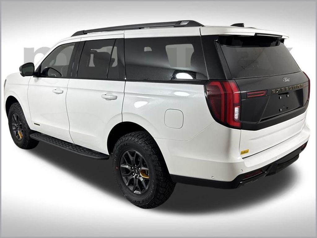 new 2025 Ford Expedition car, priced at $81,864