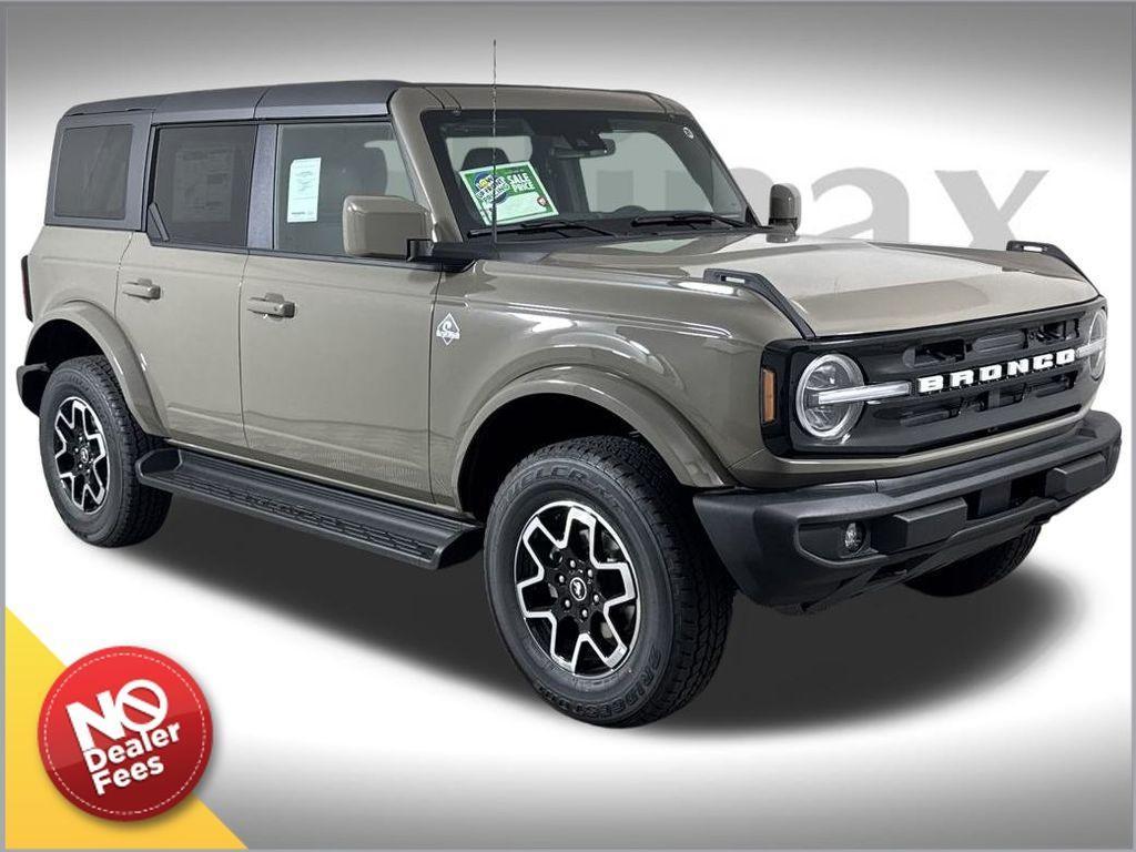 new 2025 Ford Bronco car, priced at $49,757