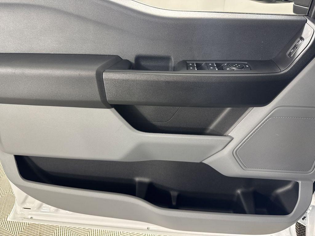 new 2025 Ford F-350 car, priced at $67,841