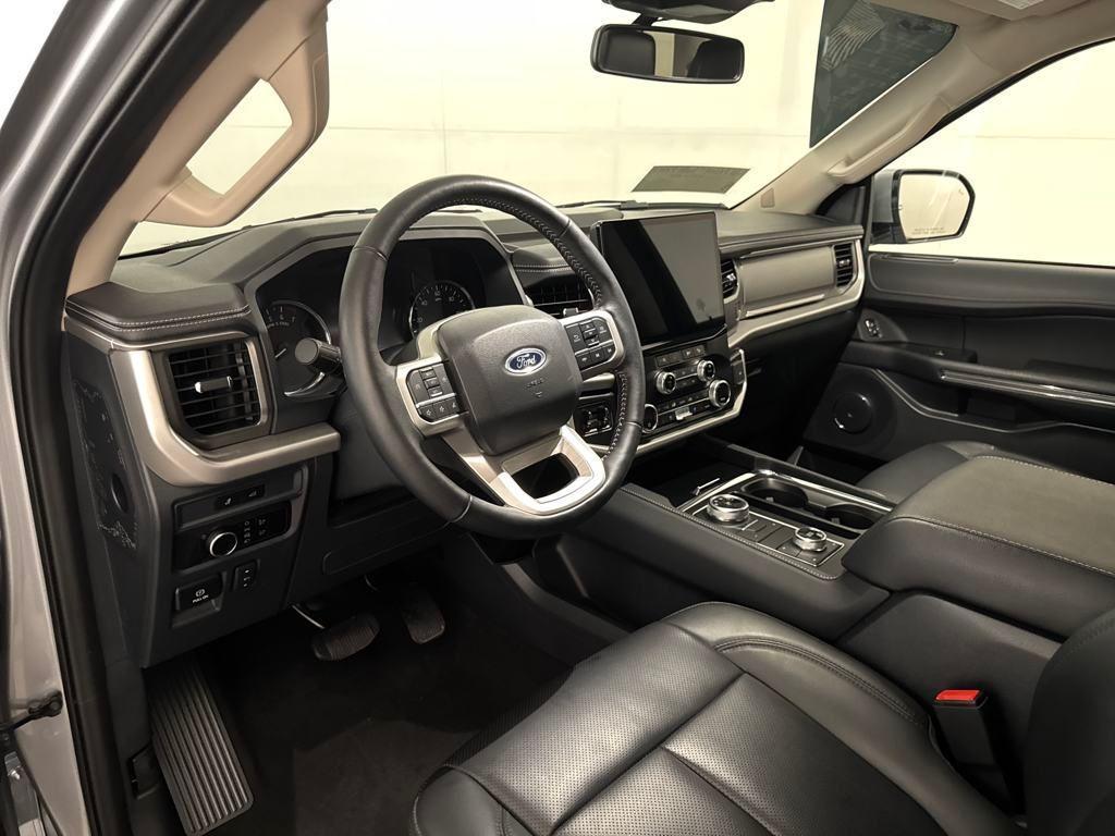 used 2024 Ford Expedition car, priced at $54,900