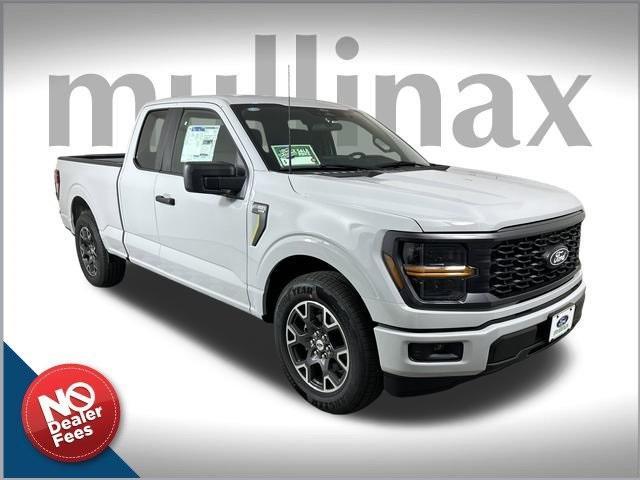 new 2024 Ford F-150 car, priced at $40,424