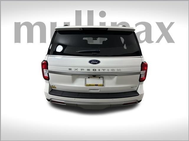 new 2024 Ford Expedition Max car, priced at $68,781