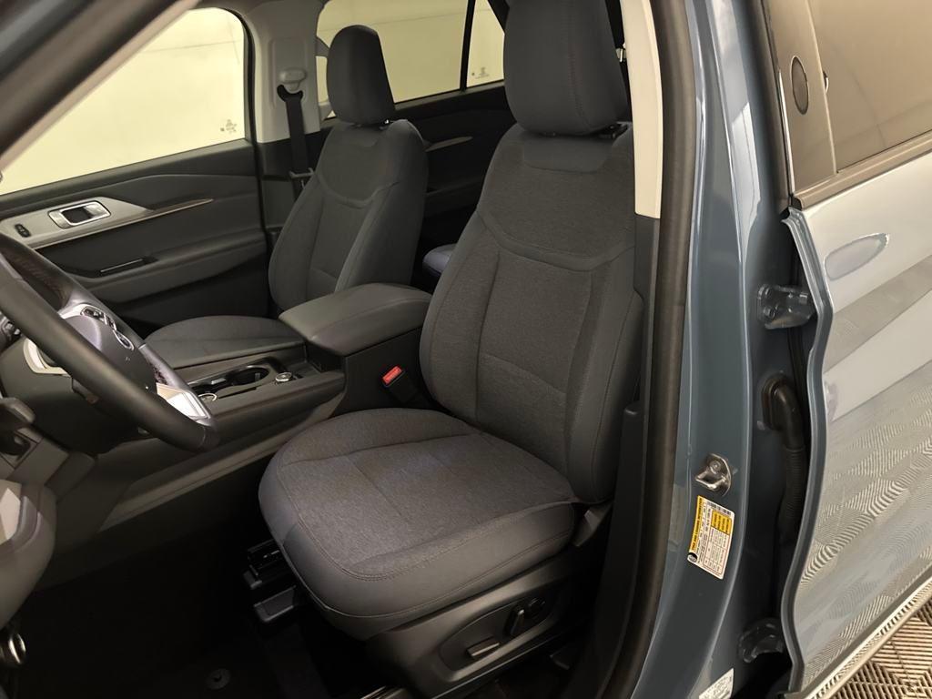 used 2025 Ford Explorer car, priced at $37,500