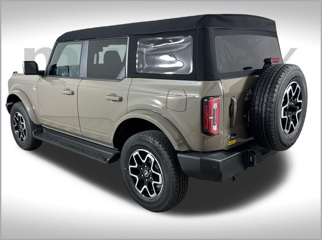 new 2025 Ford Bronco car, priced at $46,178