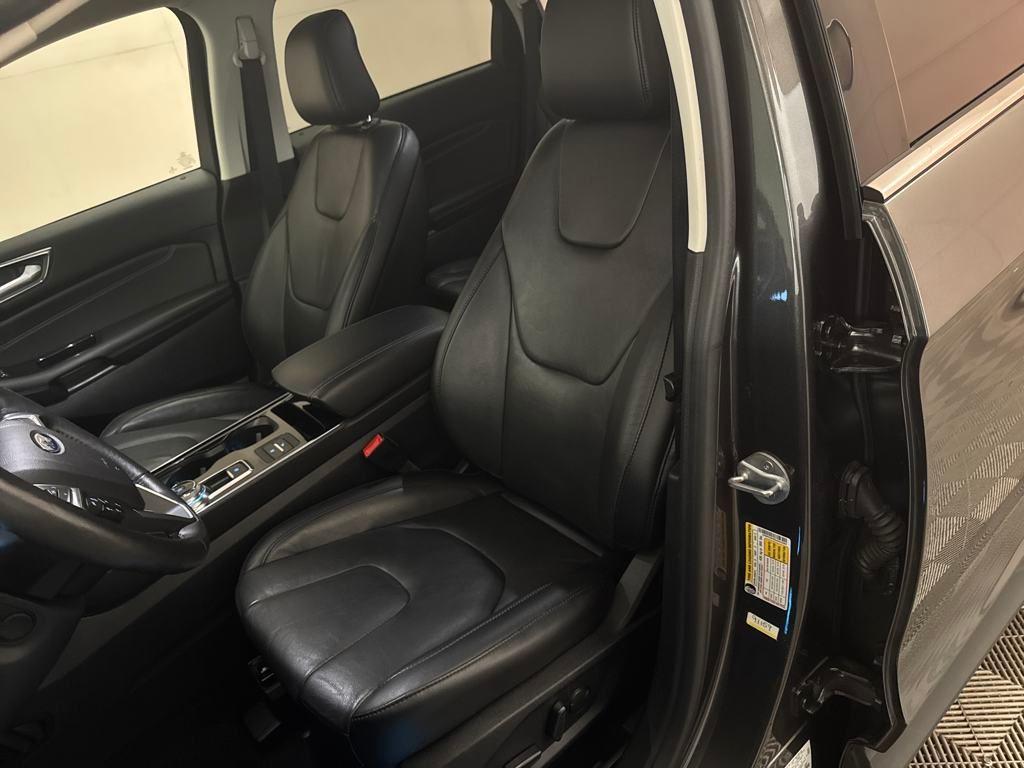 used 2020 Ford Edge car, priced at $20,900