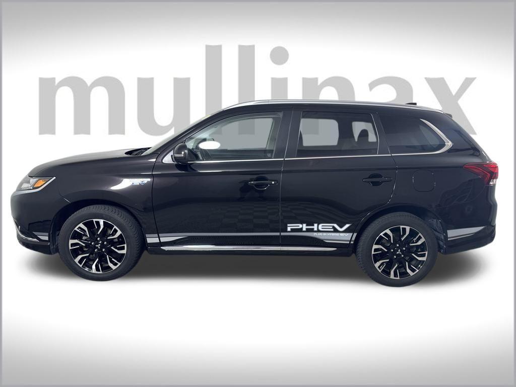 used 2018 Mitsubishi Outlander PHEV car, priced at $14,900