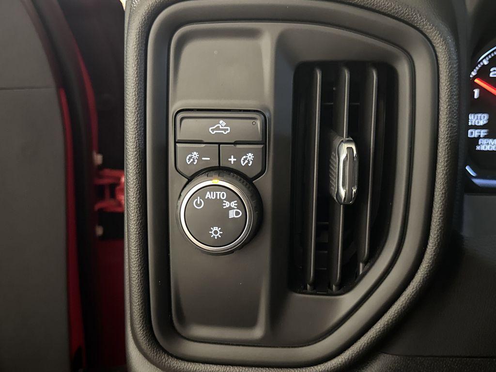 used 2023 Chevrolet Silverado 1500 car, priced at $34,900