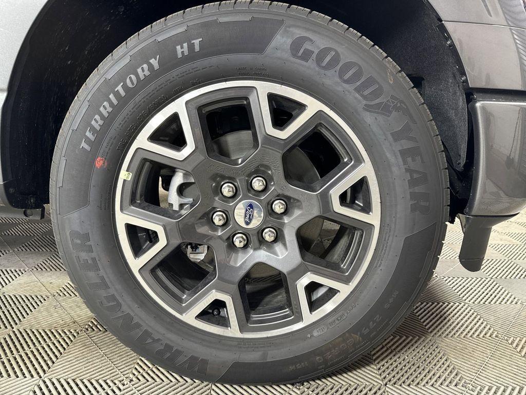 new 2025 Ford F-150 car, priced at $42,012
