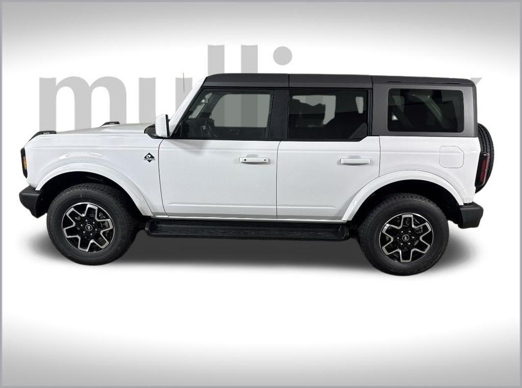 new 2025 Ford Bronco car, priced at $49,580