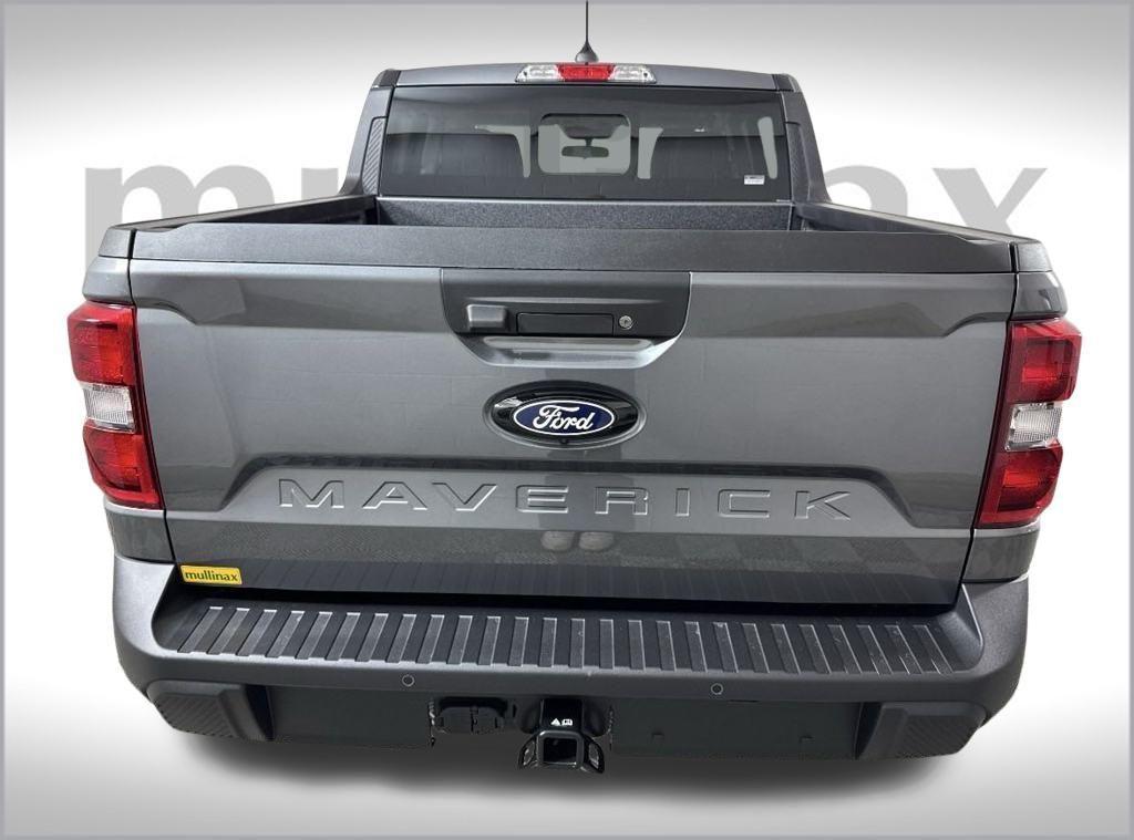 new 2025 Ford Maverick car, priced at $39,047