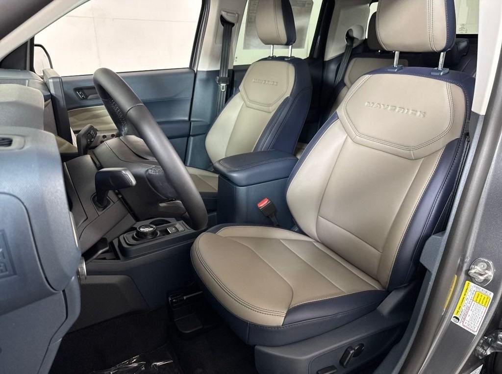 new 2025 Ford Maverick car, priced at $39,047